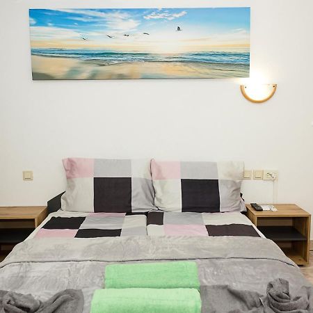 Apartamento Two Identical Designer 2Bd Flats With Sea View In Balchik By Flat Mаnager Exterior foto