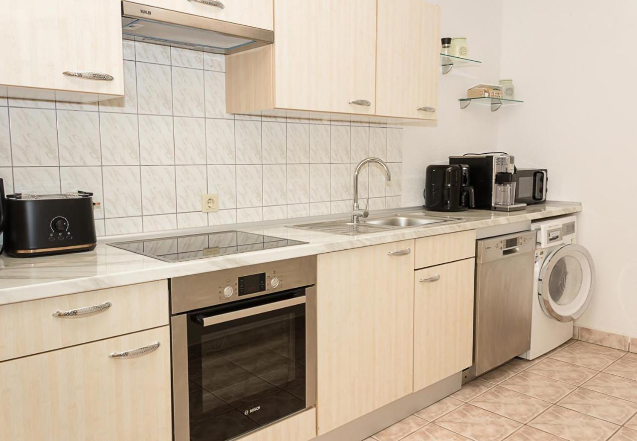 Apartamento Two Identical Designer 2Bd Flats With Sea View In Balchik By Flat Mаnager Exterior foto